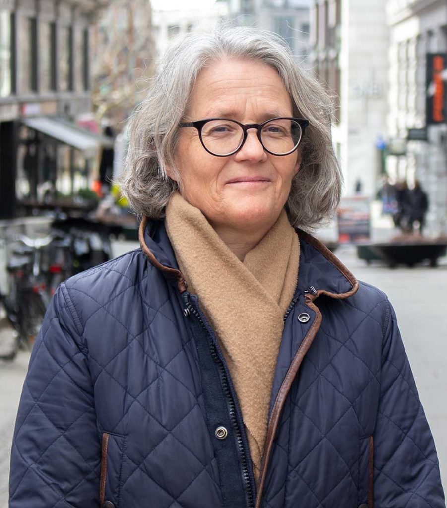 Cathrine Paulsen close-up i bybildet